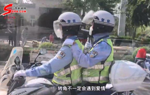 临猗交警花式喊话 督促市民做好防护