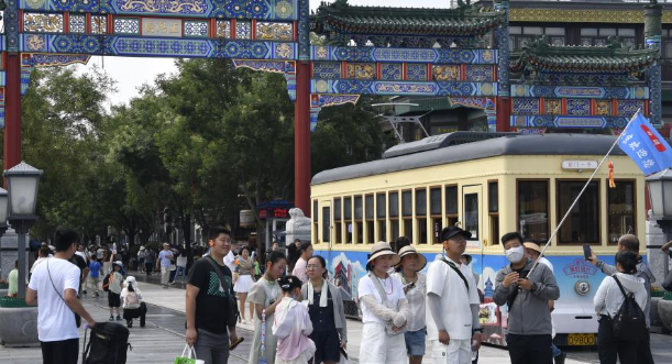 北京迎来暑期旅游热潮